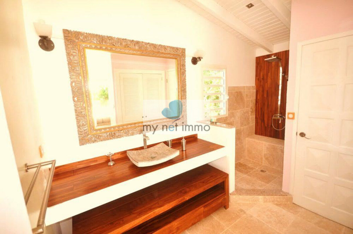 Villa With Sea View Terres Basses