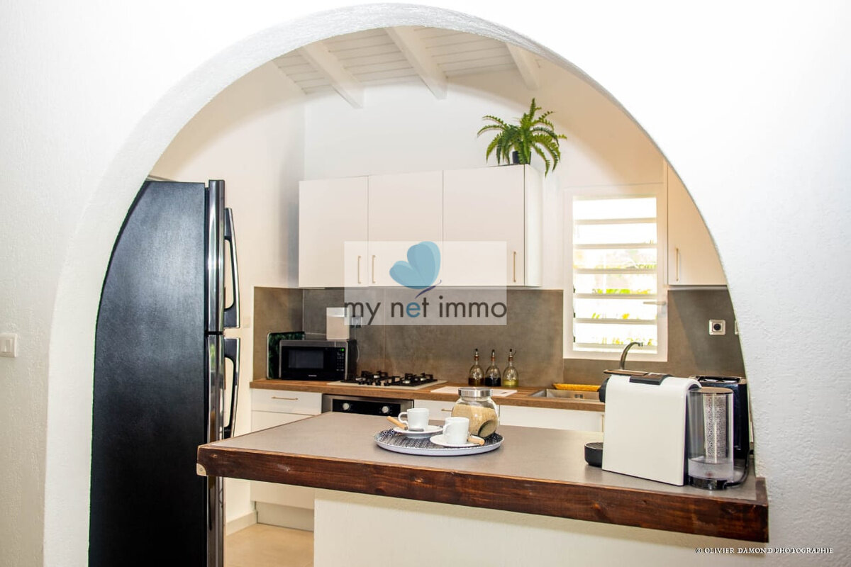 Oriental Bay 4 Bedroom Villa