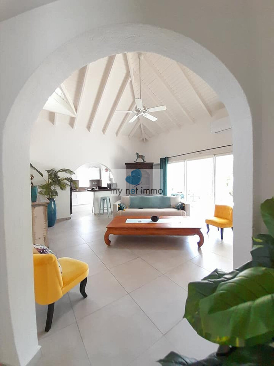 Oriental Bay 4 Bedroom Villa