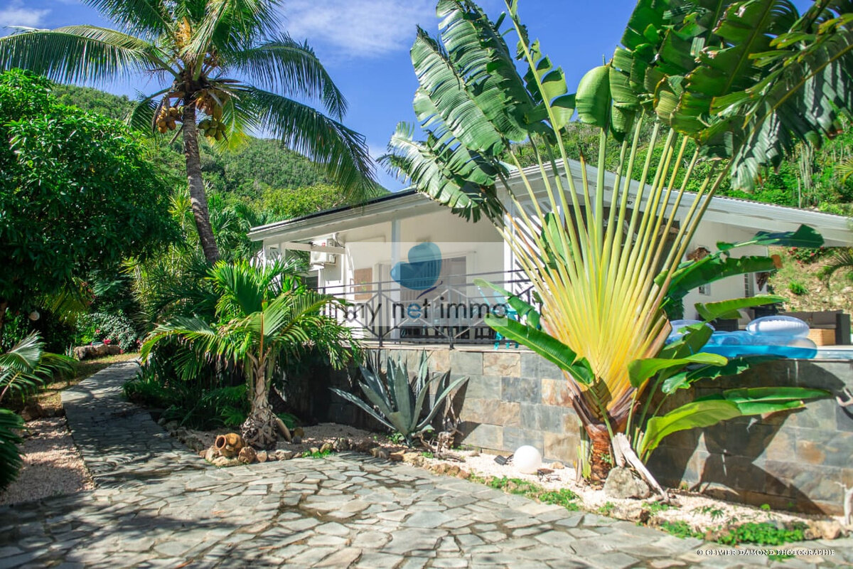 Oriental Bay 4 Bedroom Villa