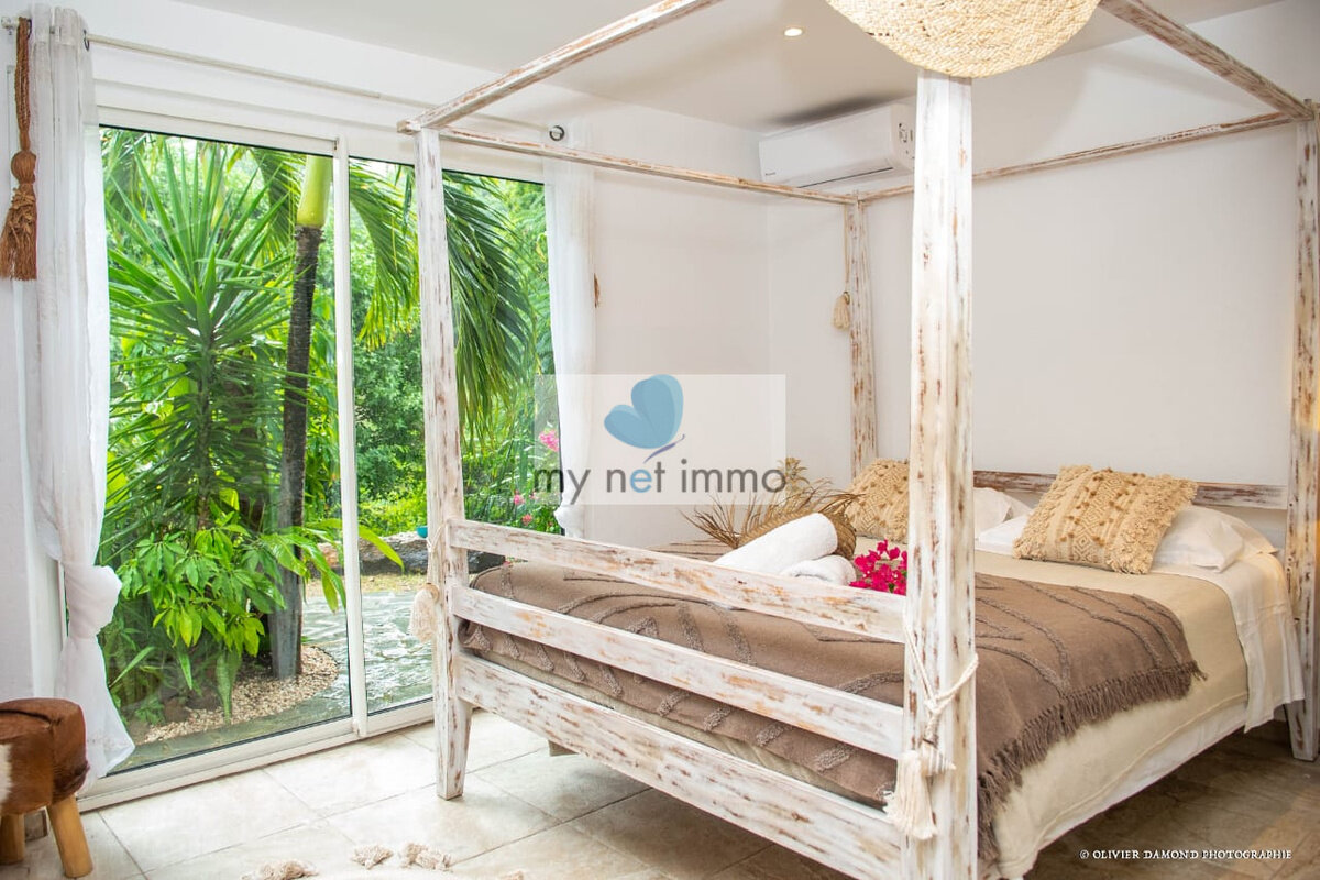 Oriental Bay 4 Bedroom Villa