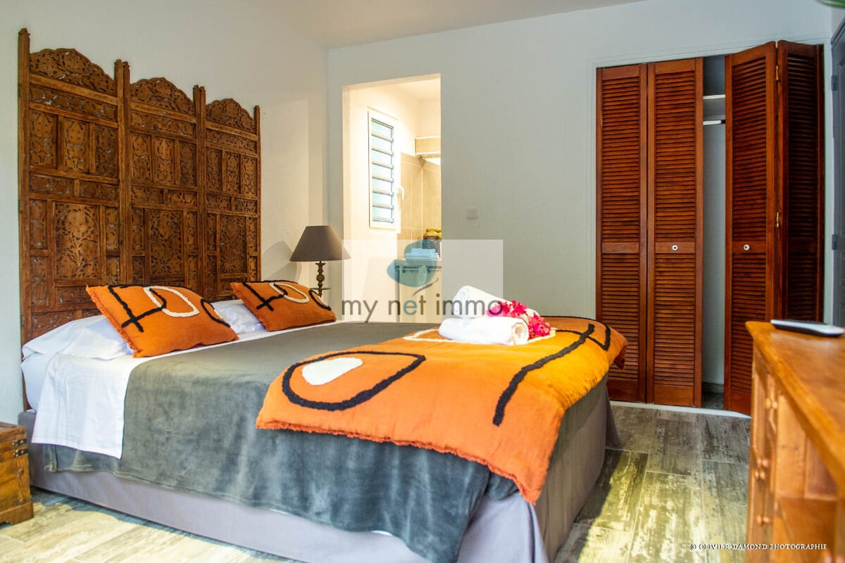 Oriental Bay 4 Bedroom Villa