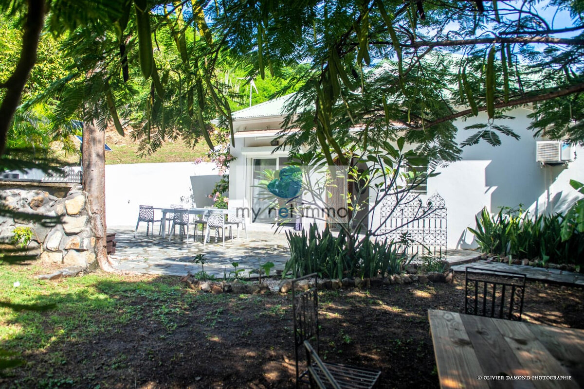 Oriental Bay 4 Bedroom Villa