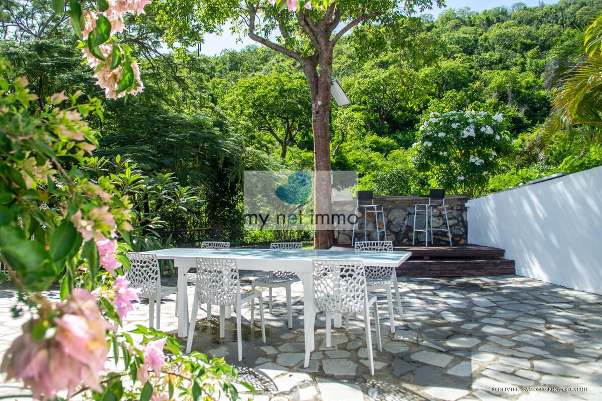 Oriental Bay 4 Bedroom Villa