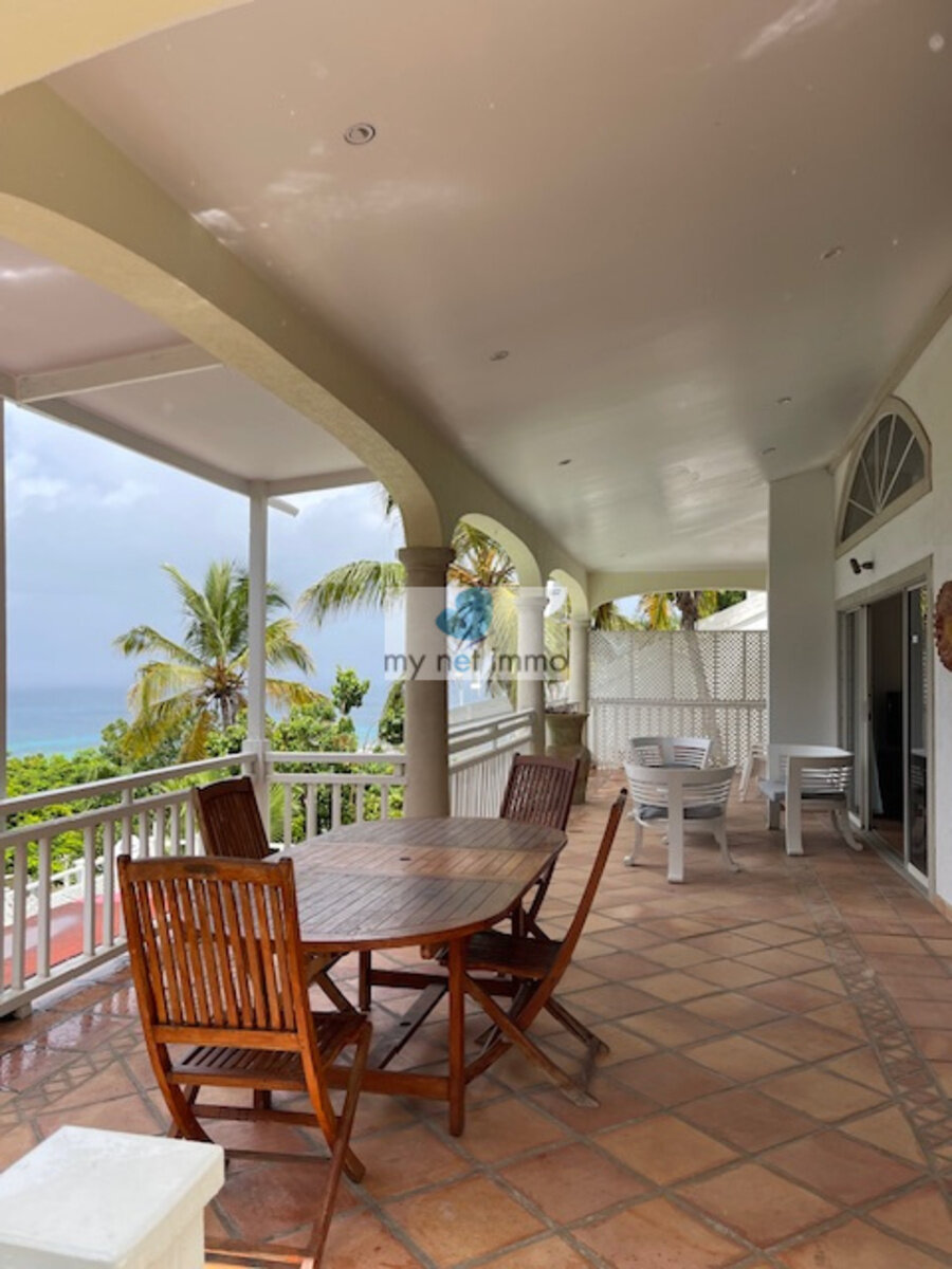 Sea View Villa 4 bedrooms + swimming pool + 2 Pelican