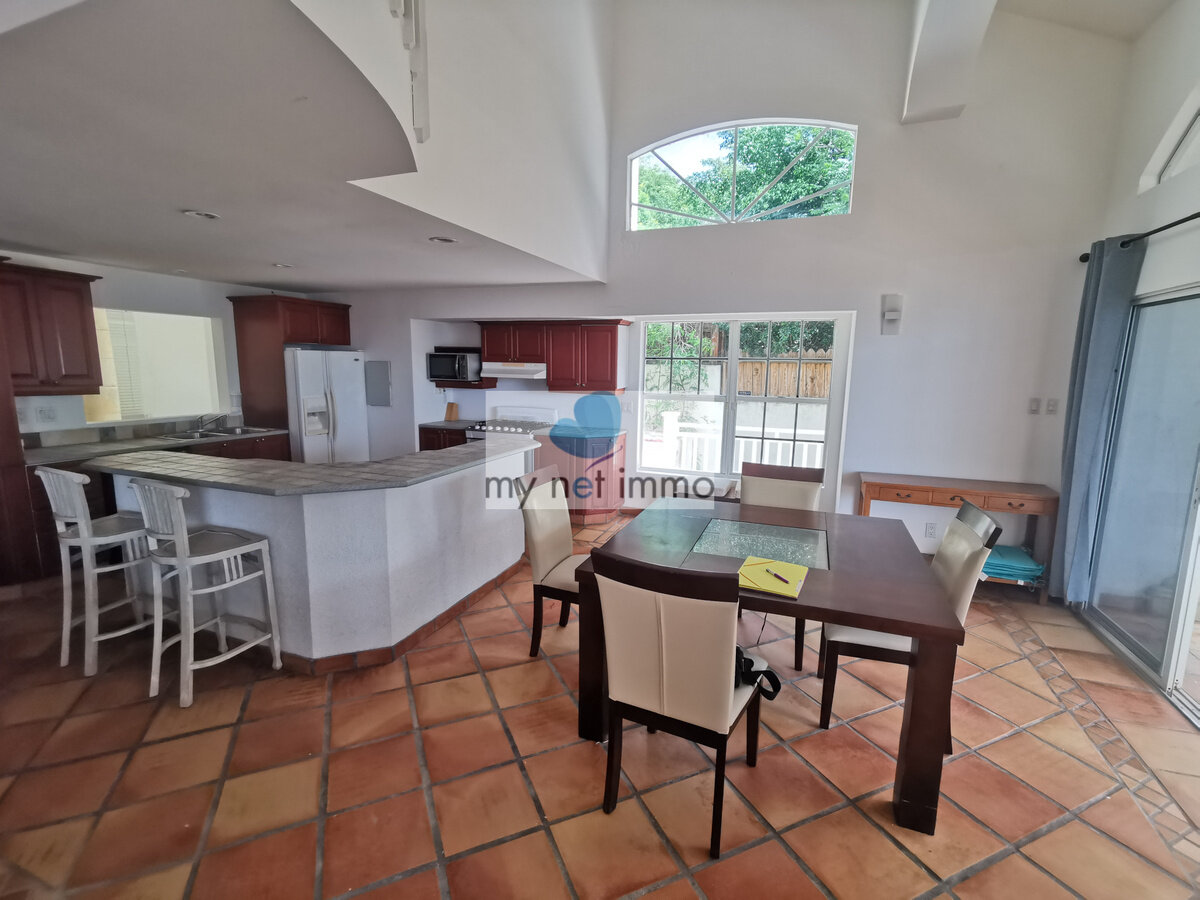 Sea View Villa 4 bedrooms + swimming pool + 2 Pelican