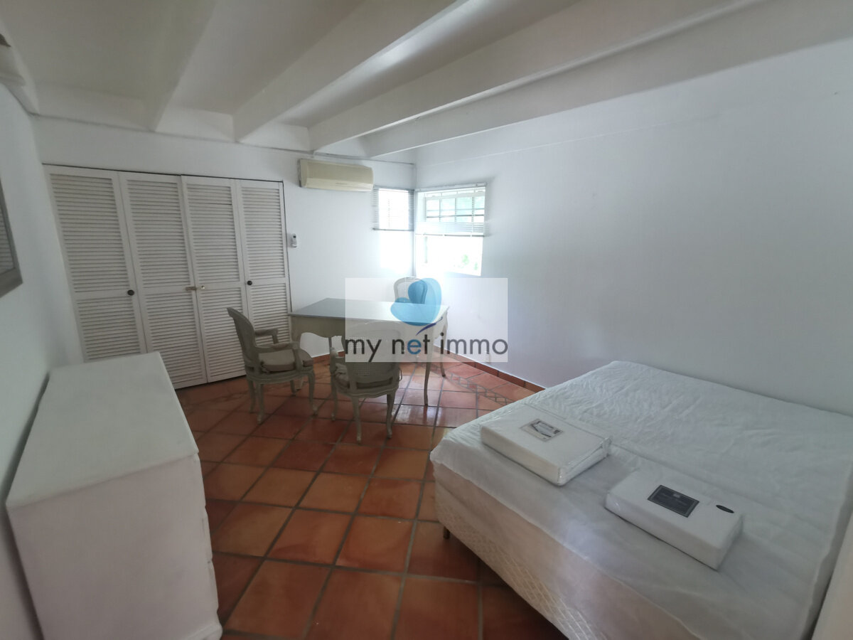 Sea View Villa 4 bedrooms + swimming pool + 2 Pelican