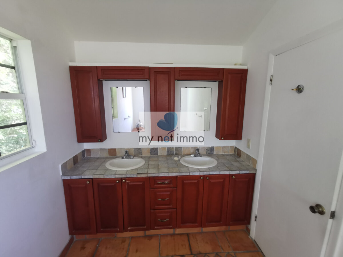 Sea View Villa 4 bedrooms + swimming pool + 2 Pelican