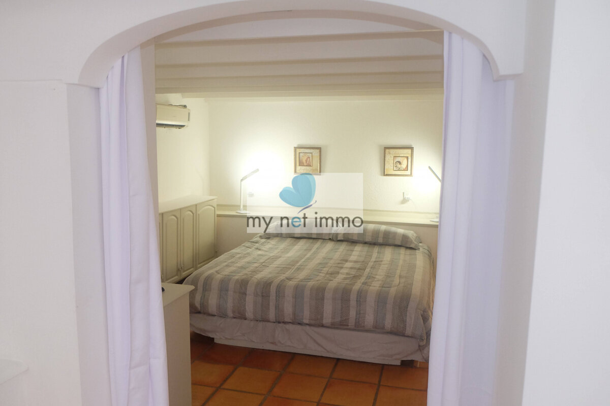 Sea View Villa 4 bedrooms + swimming pool + 2 Pelican