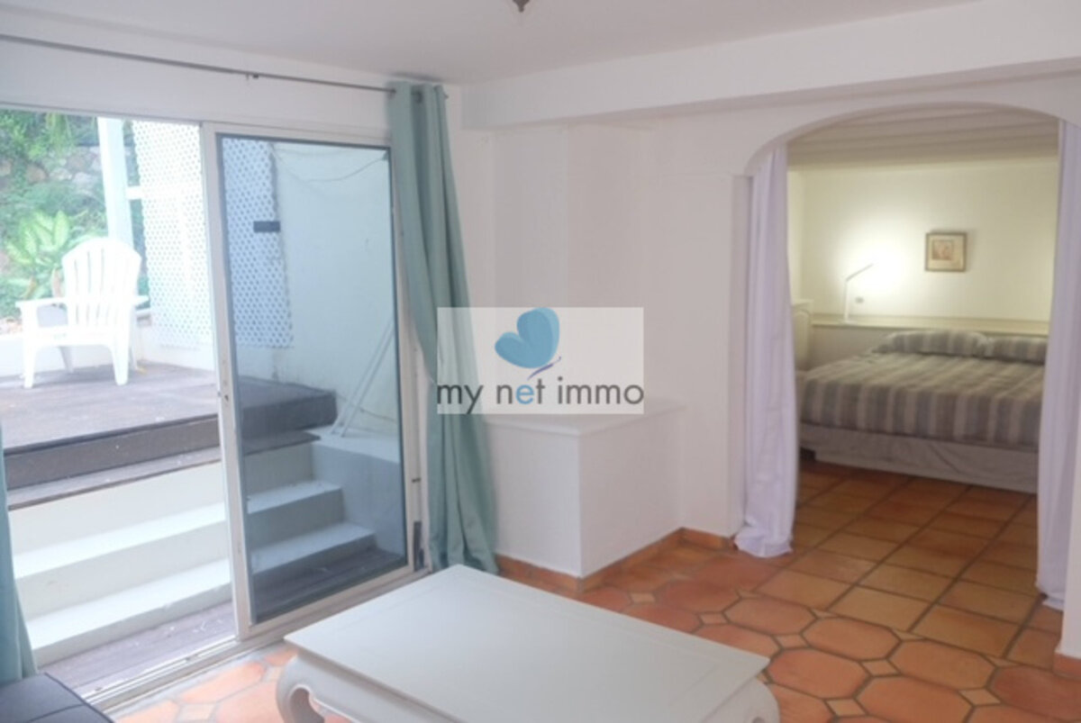 Sea View Villa 4 bedrooms + swimming pool + 2 Pelican