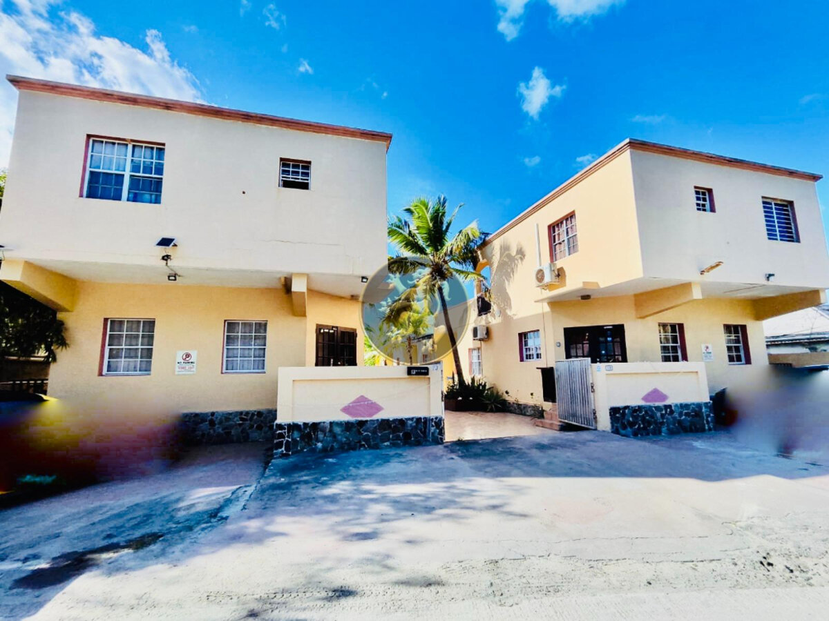 11% ROI Investment with 9-Unit Apartment Complex