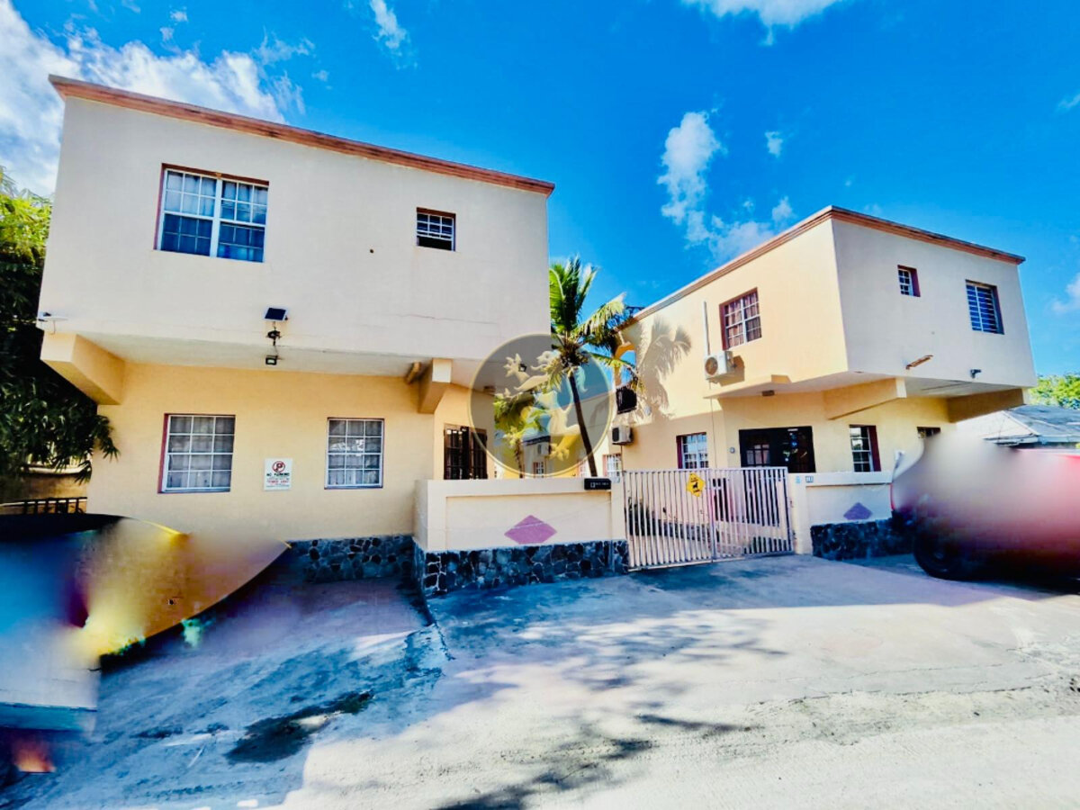 11% ROI Investment with 9-Unit Apartment Complex