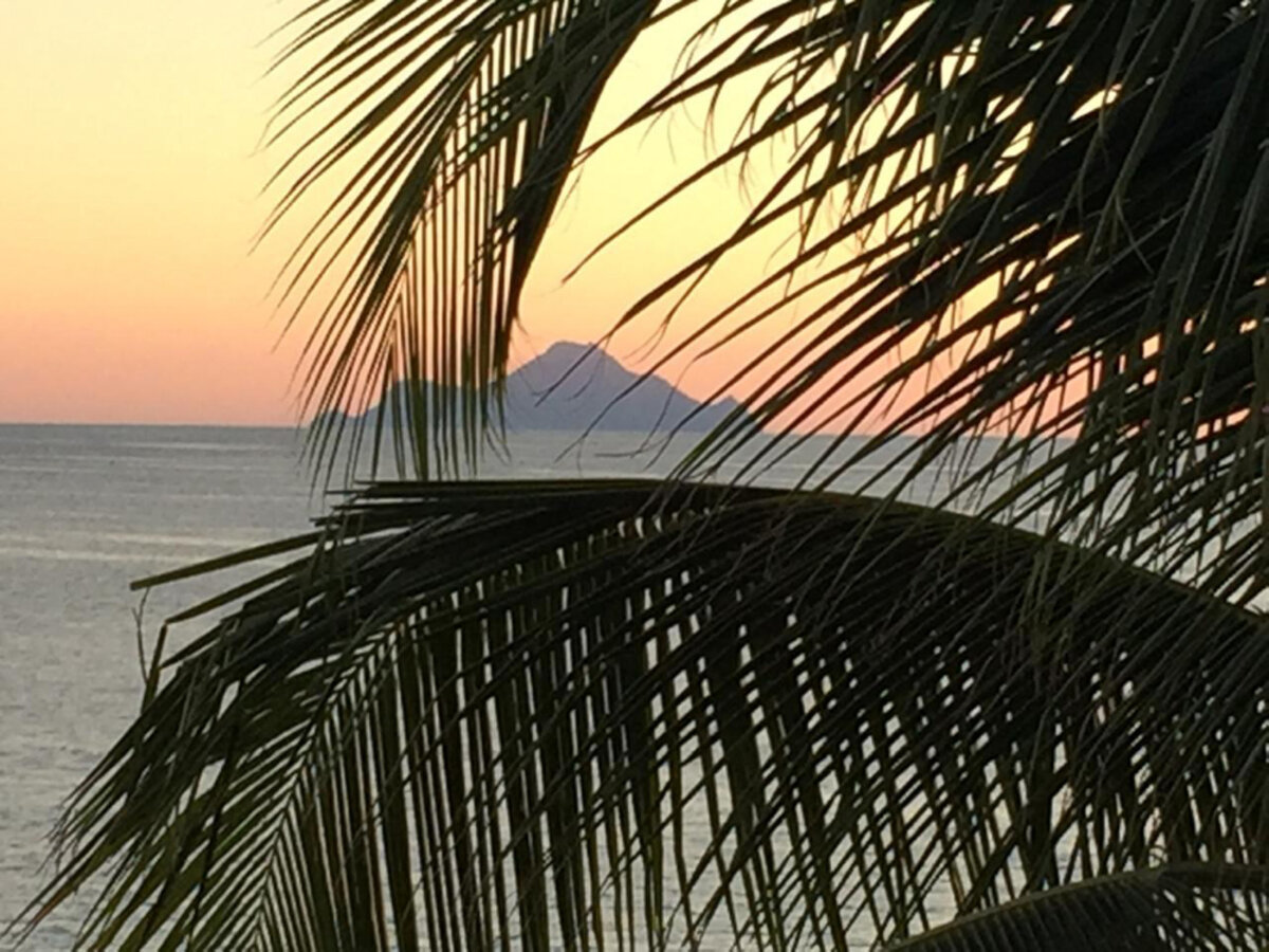 CUPECOY BEACH CLUB APARTMENT FULL SEA VIEW