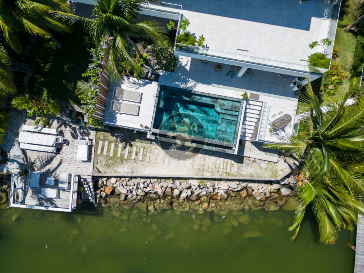 Villa Sunrise Blue Lagoon Luxurious Waterfront