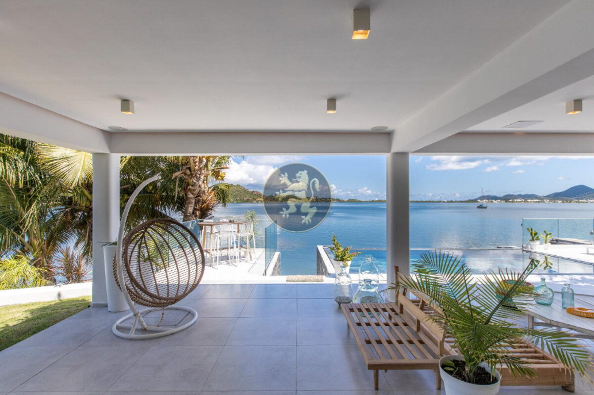 Villa Sunrise Blue Lagoon Luxurious Waterfront