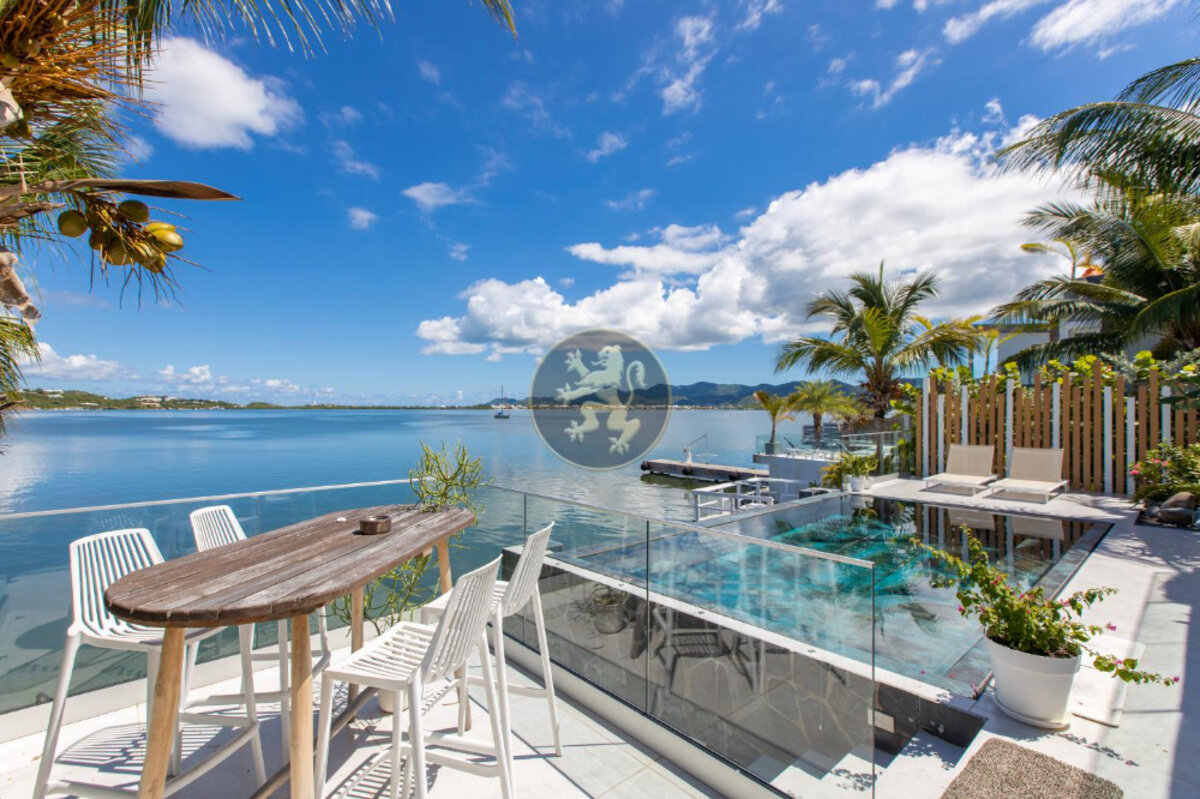 Villa Sunrise Blue Lagoon Luxurious Waterfront