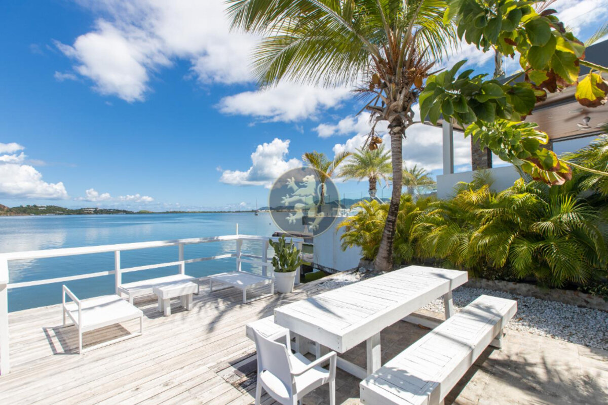 Villa Sunrise Blue Lagoon Luxurious Waterfront