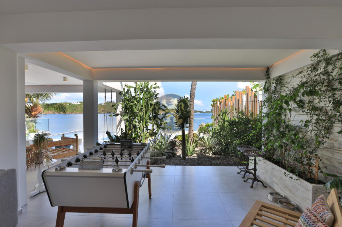 Villa Sunrise Blue Lagoon Luxurious Waterfront