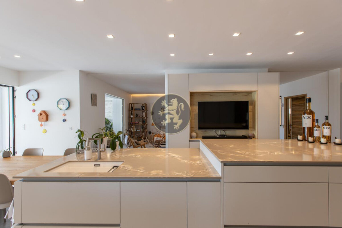 Villa Sunrise Blue Lagoon Luxurious Waterfront