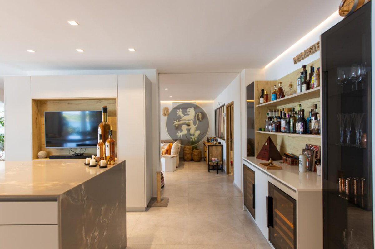 Villa Sunrise Blue Lagoon Luxurious Waterfront