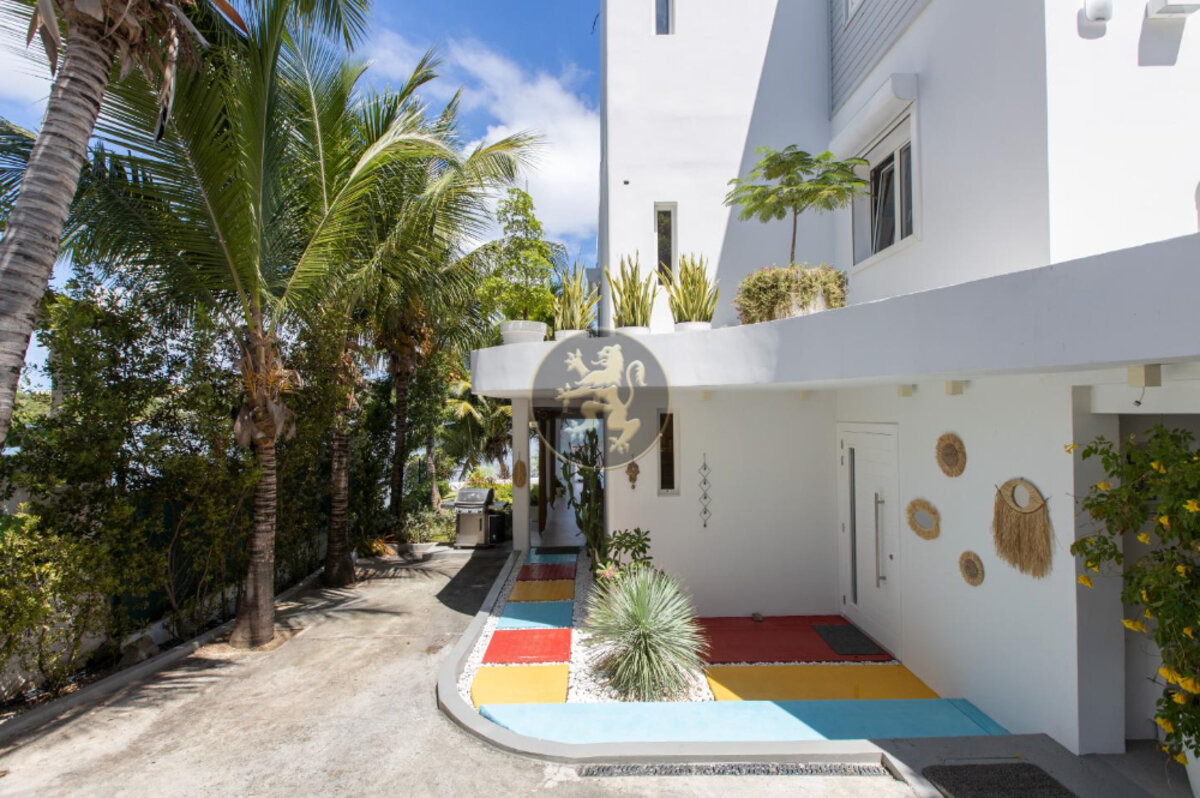 Villa Sunrise Blue Lagoon Luxurious Waterfront