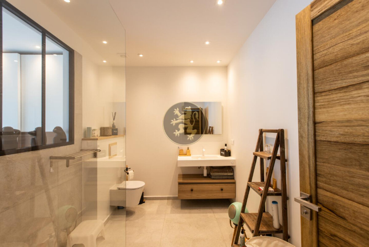 Villa Sunrise Blue Lagoon Luxurious Waterfront