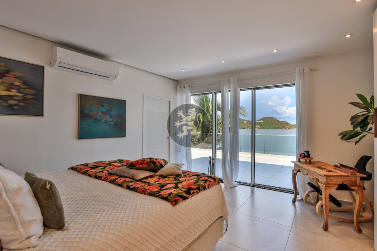 Villa Sunrise Blue Lagoon Luxurious Waterfront