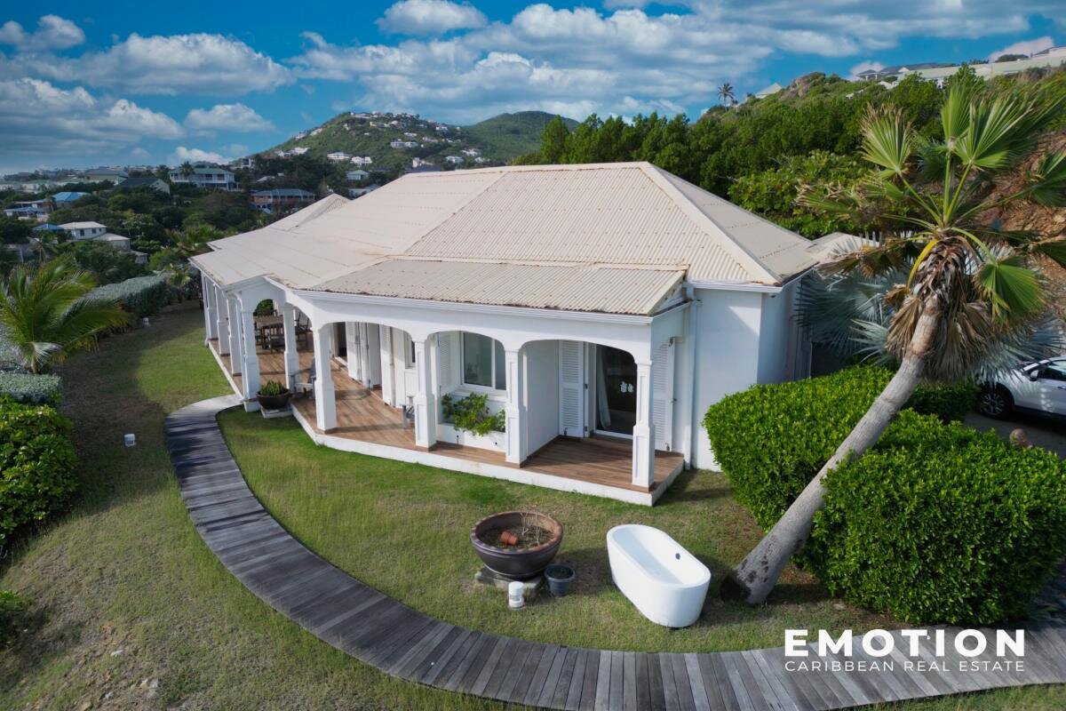 Ensemble immobilier vue mer - villa T4 + bungalow T3 - 173 m