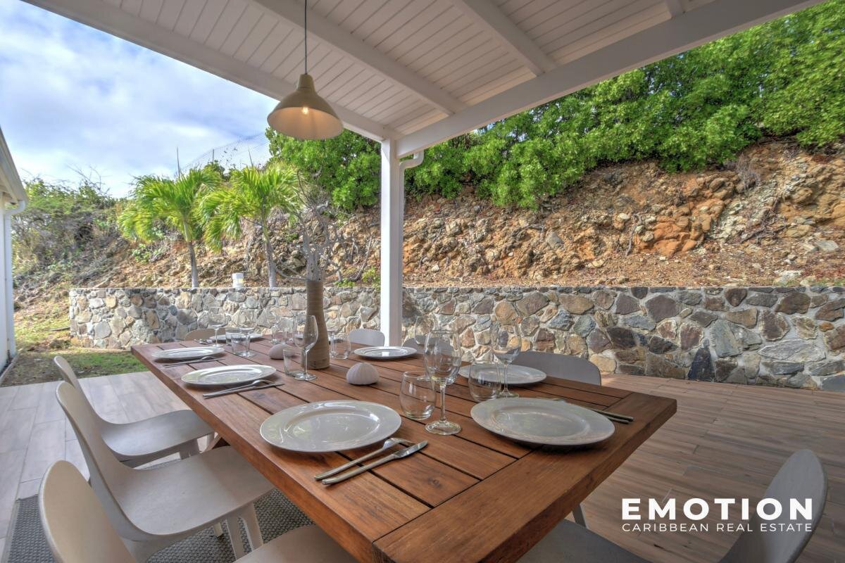 Ensemble immobilier vue mer - villa T4 + bungalow T3 - 173 m