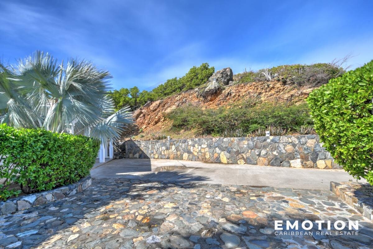 Ensemble immobilier vue mer - villa T4 + bungalow T3 - 173 m