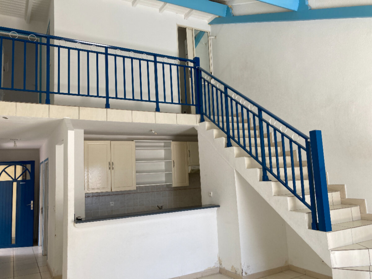 TYPE 3 EN DUPLEX A BAIE NETTLE