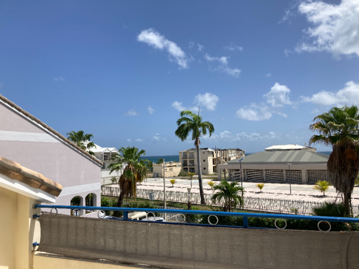 TYPE 3 EN DUPLEX A BAIE NETTLE