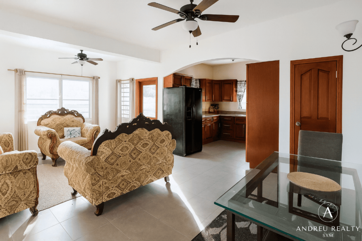 Propriété à revenus avec vue lagune – Diamond Hill