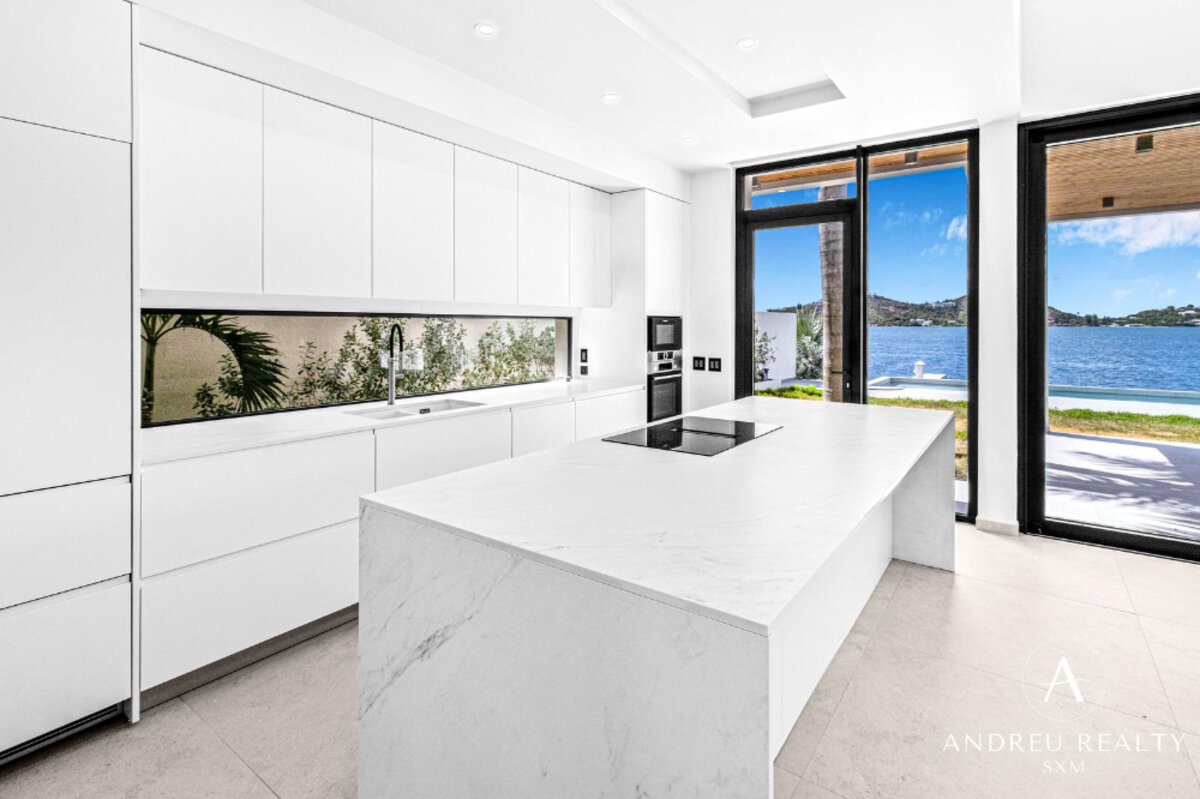 Villa Lagoon Neuve avec Piscine & Quai Privé