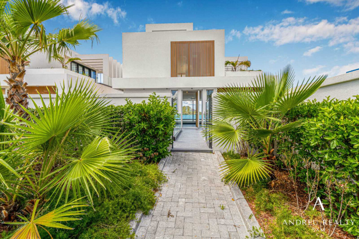 Villa Lagoon Neuve avec Piscine & Quai Privé