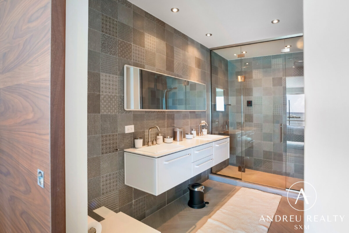 Condo de Luxe en Bord de Mer – Aqualina