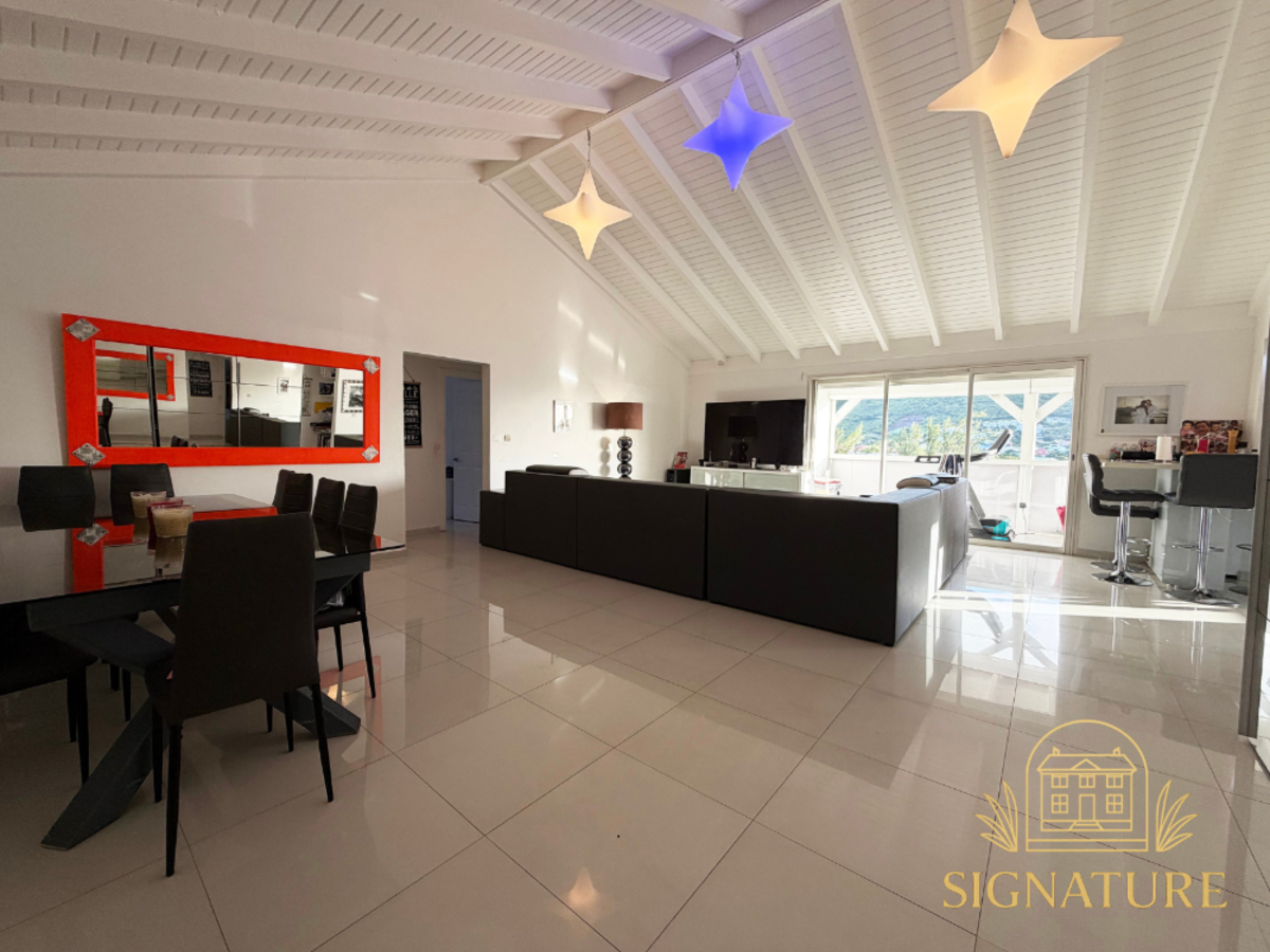 Villa T4 + 3 appartements - Opportunité locative