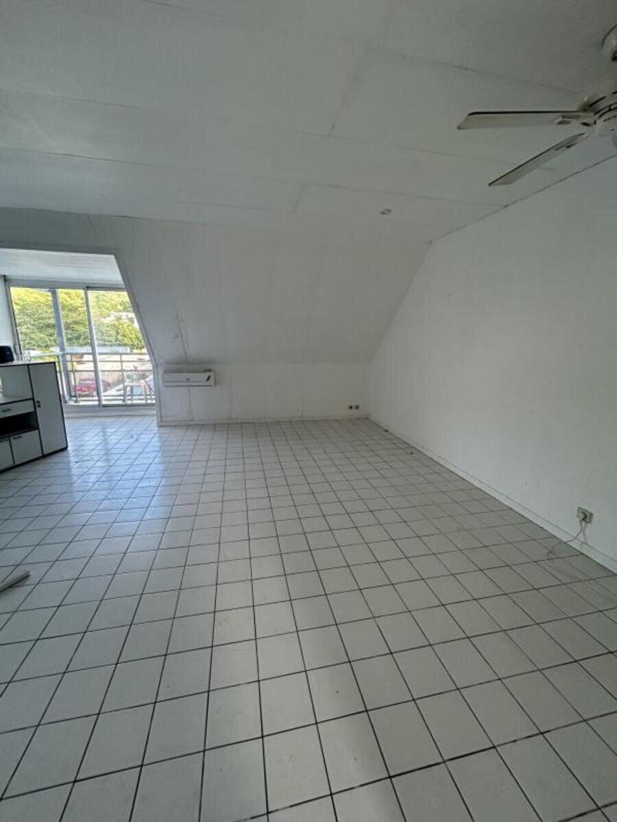 Grand Studio - Howell Center