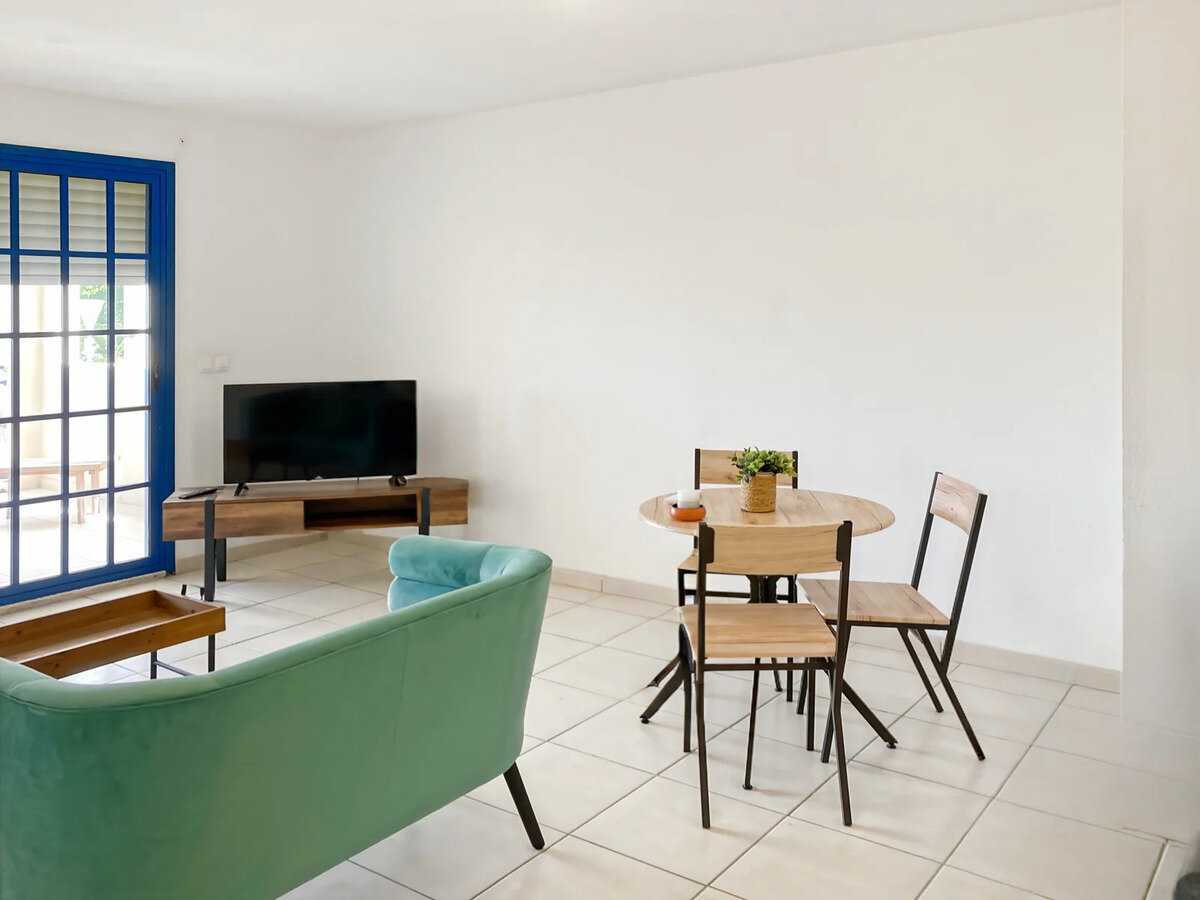 Apartment For Sale in Baie Nettlé, Saint Martin