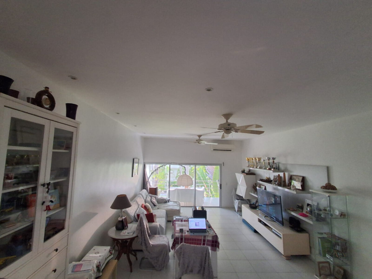 Cupecoy Beach, cozy 2 bed