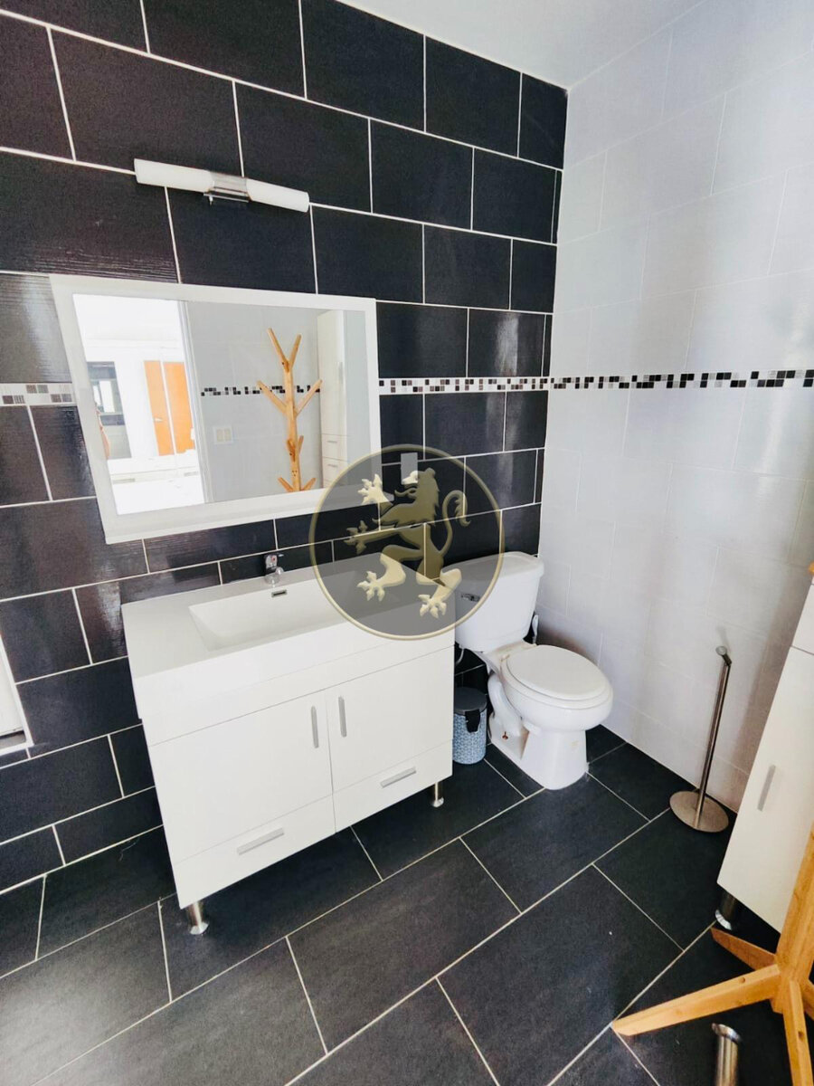 Beautiful 2BR Townhouse with Private Pool & Garden