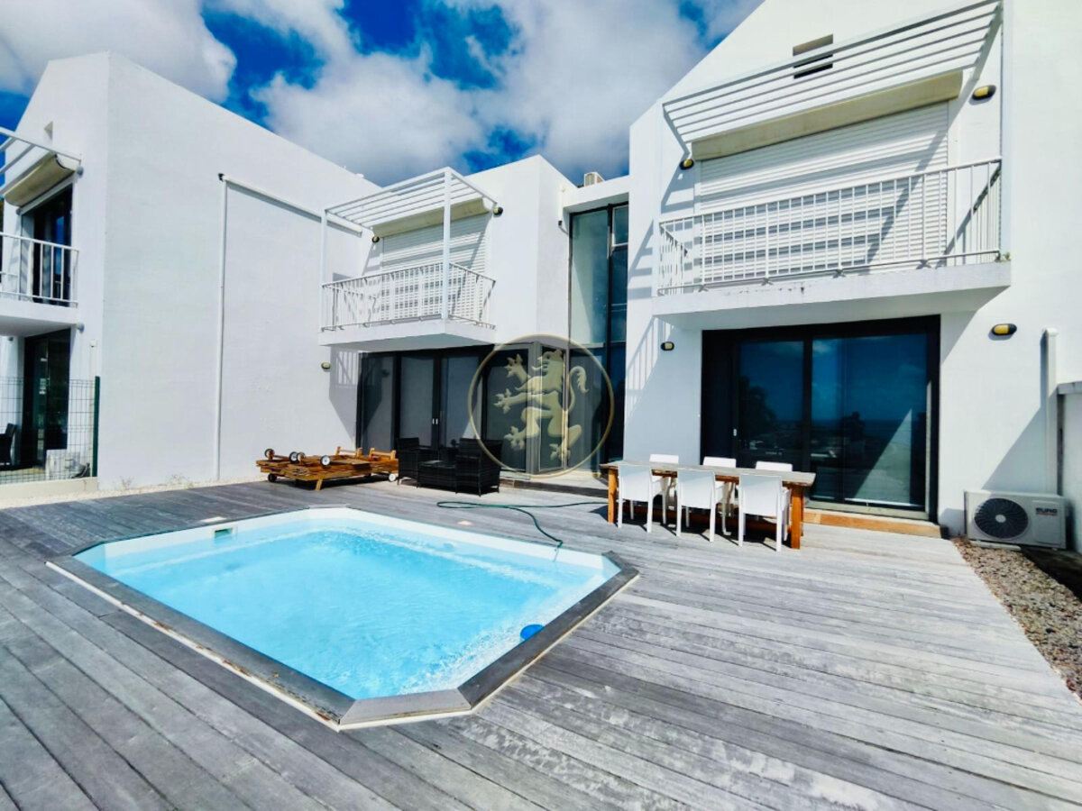 Indigo Bay Investment 4 Townhouses