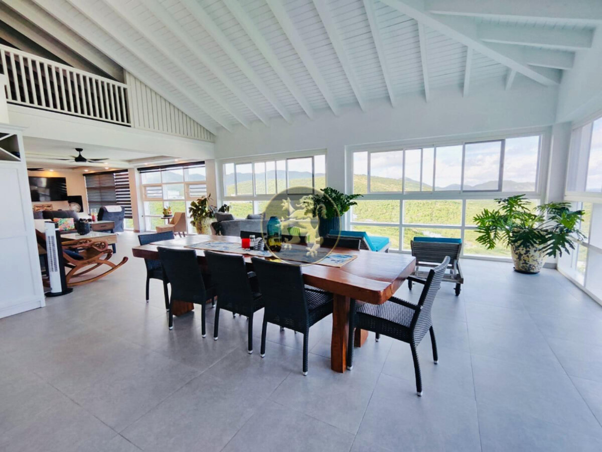 🔸4BR/4BA LUXURY VILLA🔸📍Oyster Pond #400