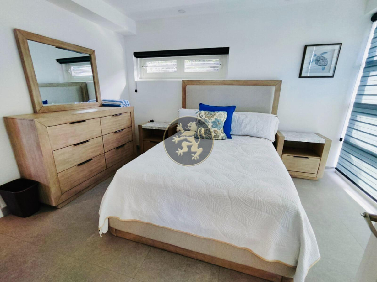 🔸4BR/4BA LUXURY VILLA🔸📍Oyster Pond #400