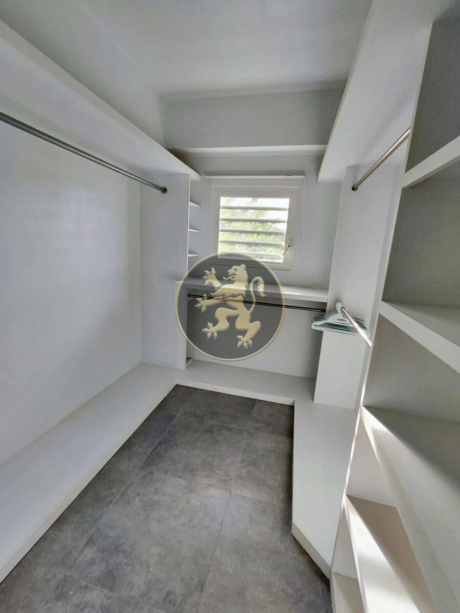 🔸4BR/4BA LUXURY VILLA🔸📍Oyster Pond #400