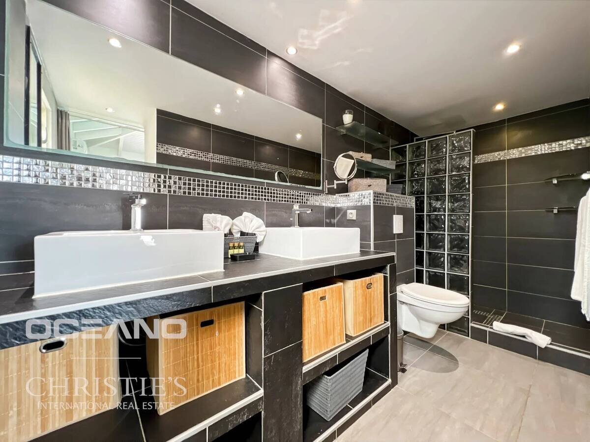 Sea View - Parkview Christie'S International Real Estate