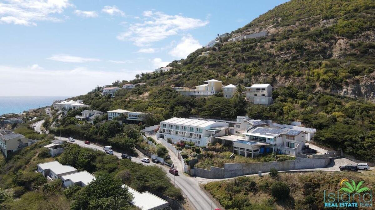 Little Bay Fixer Upper