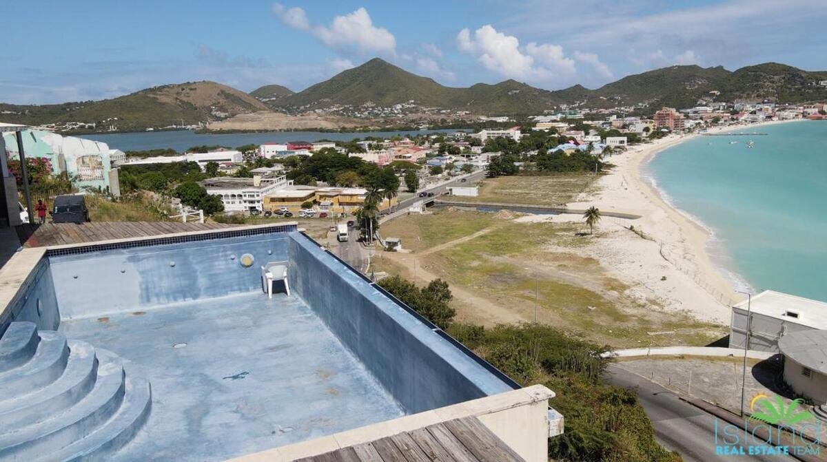 Little Bay Fixer Upper