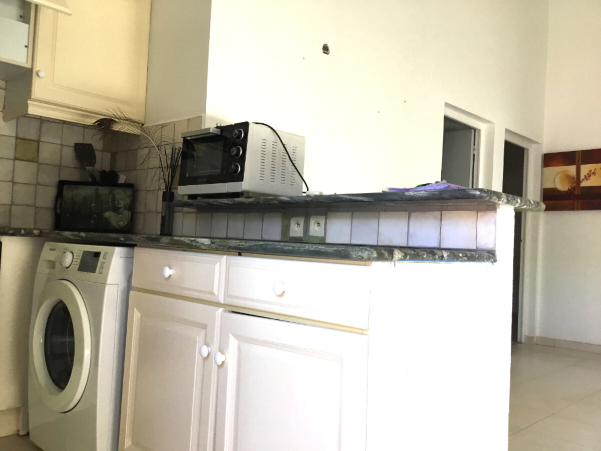 Magnificent 4-room apartment of 78 m2 with sea view