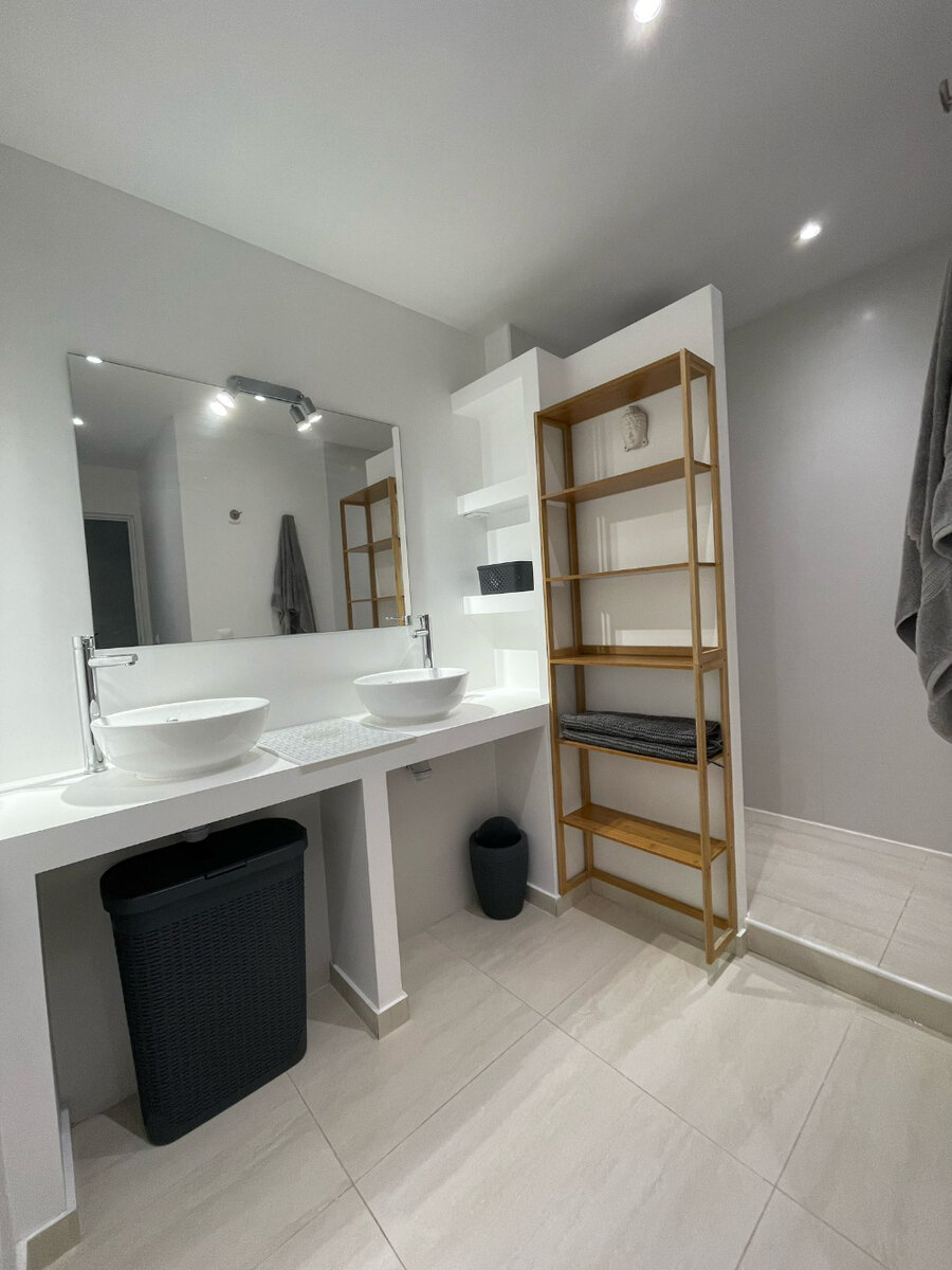 Appartement 2 chambres meublé Baie Nettle